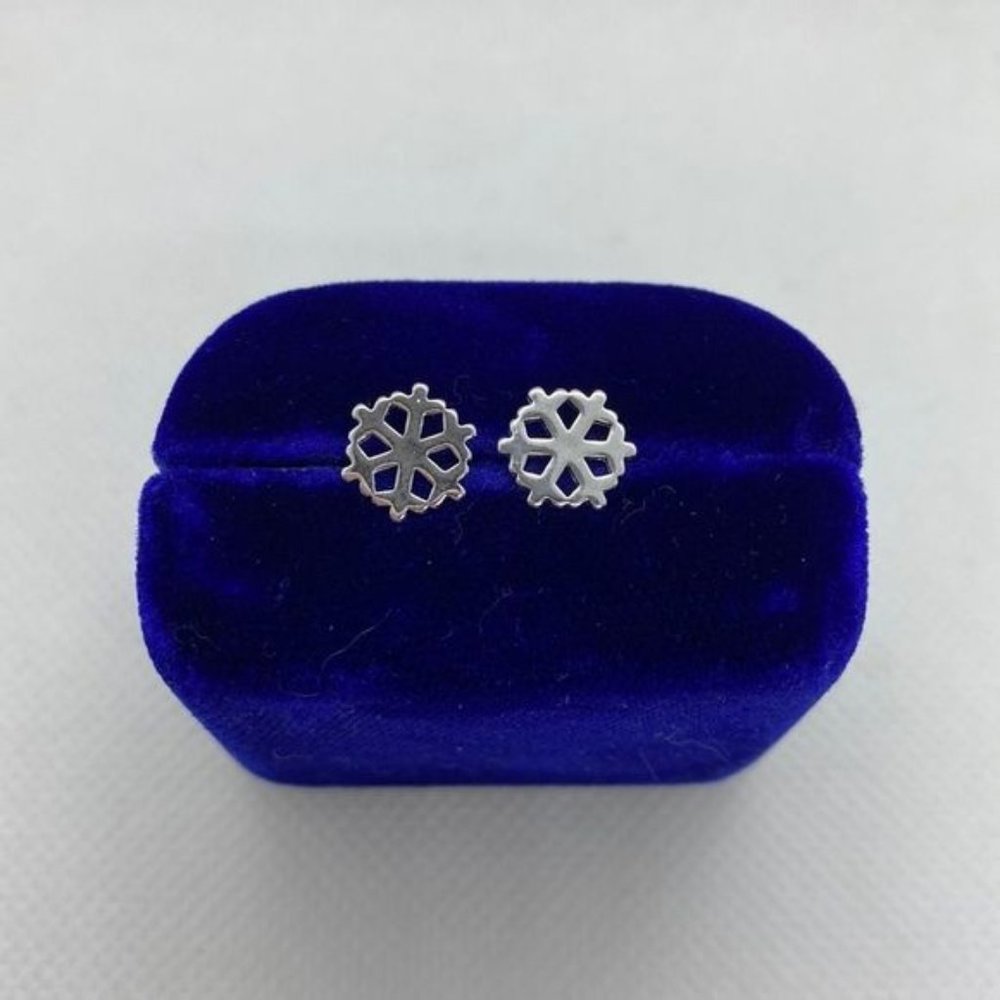 925 Snowflake Earrings